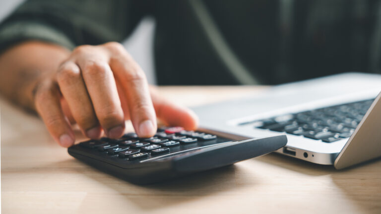 Why Many Professional Services CFOs Are Advocating Deliverable-Based Pricing