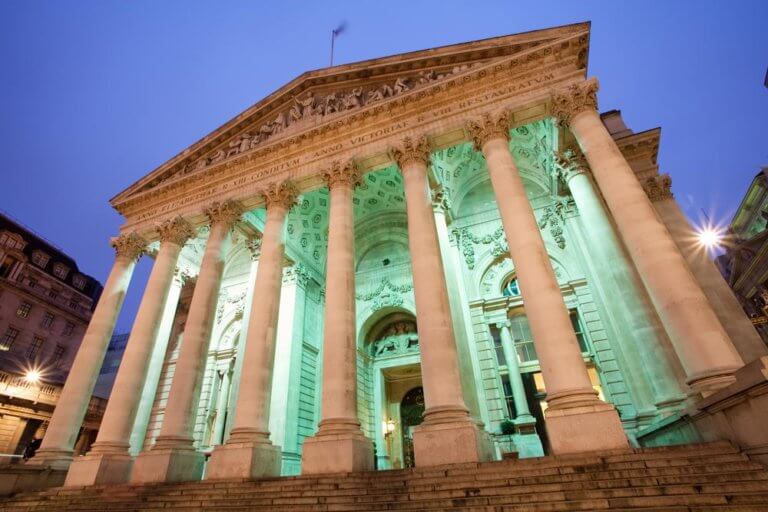 Bank of England Maintains Interest Rates at Record Low