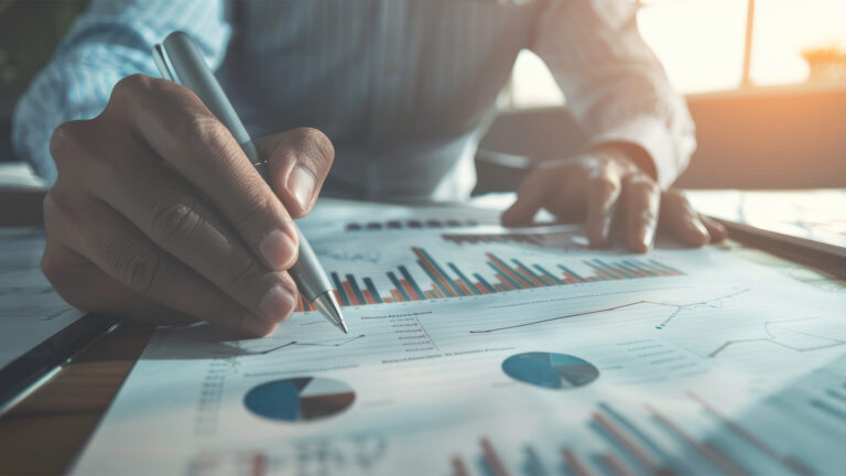 Empowering Luxury: Why Luxury Brands Should Adopt Embedded Finance Solutions