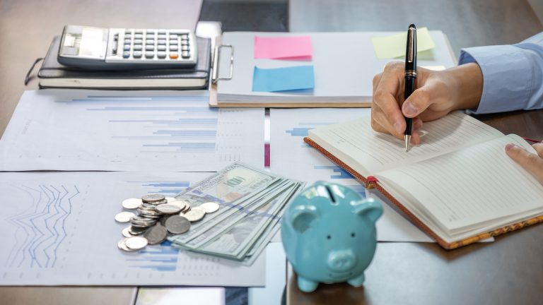 Almost a Third of UK Business Owners to Sell Up to Fund Retirement