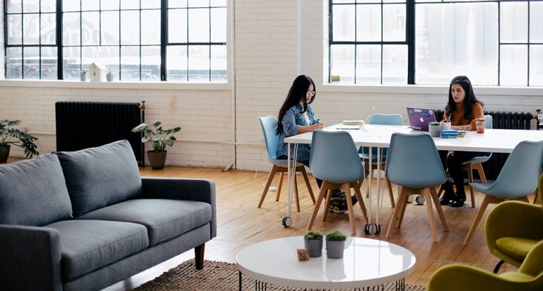 Tips on Reducing Costs When Managing a Business