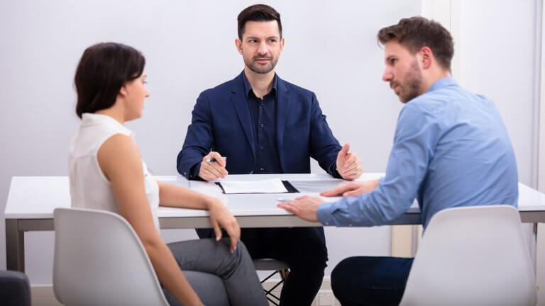 Keeping Divorce Out Of Court: Why Mediation Matters