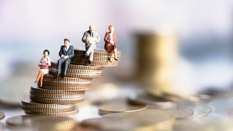 UK Gender Income Gap for Single Pensioners Widens by Almost 20% in Four Years