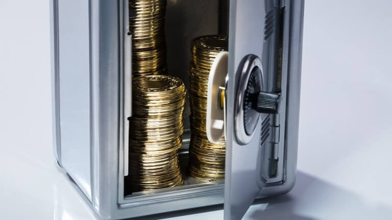 8 Tips to Safeguard Crypto Investments