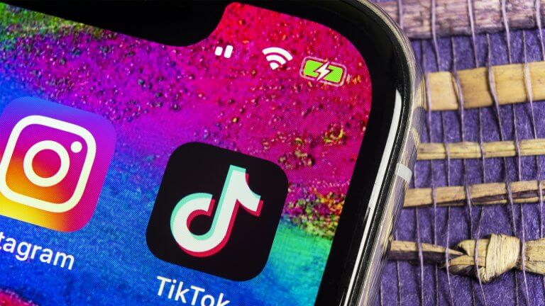 Expert Warns Against the Dangers of TikTok Investing Craze